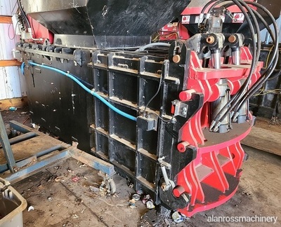 EXCEL MANUFACTURING Brute Balers | Alan Ross Machinery